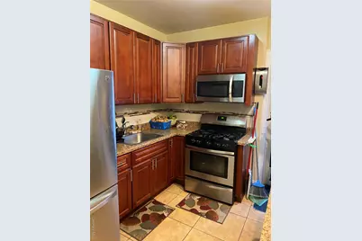 822 E 215th Street, Bronx, NY 10467 - Photo 19