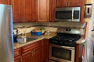 822 E 215th St, Bronx, NY 10467 - Photo 19