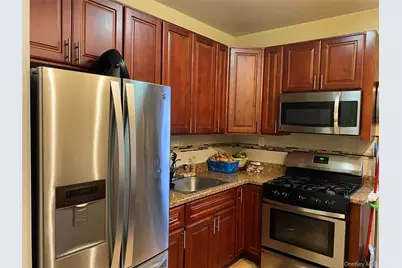 822 E 215th Street, Bronx, NY 10467 - Photo 21