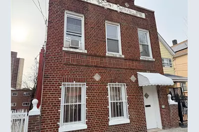 822 E 215th Street, Bronx, NY 10467 - Photo 1