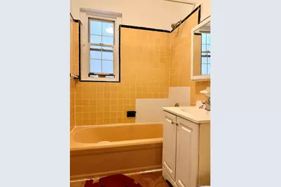 88-11 Elmhurst #D2, Elmhurst, NY 11373 - Photo 11