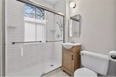 863 Woodbury Road, Woodbury, NY 11797 - Photo 17