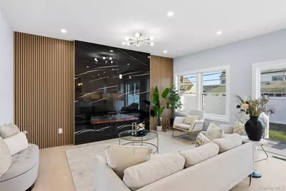 12 Friends Lane, Westbury, NY 11590 - Photo 5