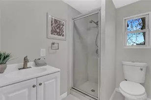 781 Union Dr, Uniondale, NY 11553 - Photo 21