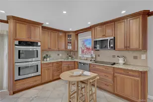 781 Union Dr, Uniondale, NY 11553 - Photo 5