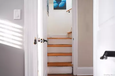 22 Everett Street, Lynbrook, NY 11563 - Photo 23