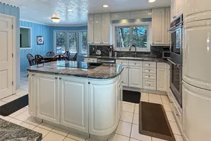 31 Pleasant Ridge Dr, Poughkeepsie, NY 12603 - Photo 5