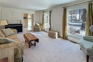 31 Pleasant Ridge Dr, Poughkeepsie, NY 12603 - Photo 15