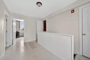 563 Liberty St, Newburgh, NY 12550 - Photo 17