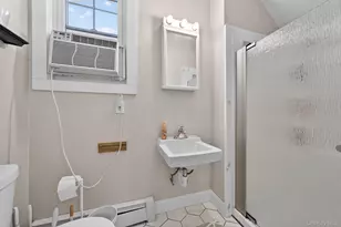 563 Liberty St, Newburgh, NY 12550 - Photo 13