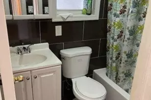 95-04 111th St, Richmond Hill, NY 11419 - Photo 3