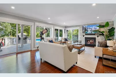 5 Coon Hollow Road, Lloyd Harbor, NY 11743 - Photo 13