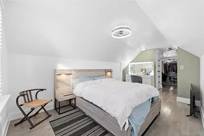 135 Casper Street, Valley Stream, NY 11580 - Photo 15