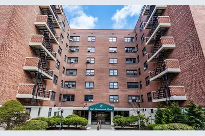 19 Old Mamaroneck Road #2J, White Plains, NY 10605 - Photo 1