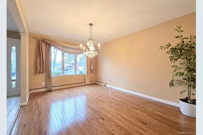 342 Thrift Street, Ronkonkoma, NY 11779 - Photo 7