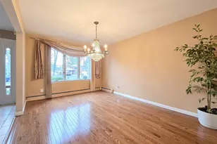 342 Thrift St, Ronkonkoma, NY 11779 - Photo 7