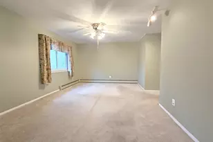 342 Thrift St, Ronkonkoma, NY 11779 - Photo 15