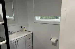 309-15 Fanning Blvd, Riverhead, NY 11901 - Photo 15