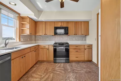 528 Union Avenue, Peekskill, NY 10566 - Photo 11