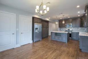 535 E Walnut St, Long Beach, NY 11561 - Photo 3