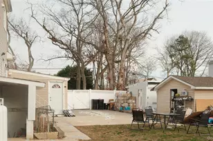 839 7th St, West Babylon, NY 11704 - Photo 19