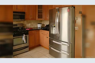 839 7th Street, West Babylon, NY 11704 - Photo 9