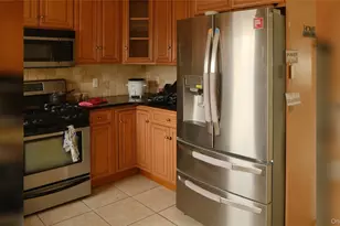 839 7th St, West Babylon, NY 11704 - Photo 9