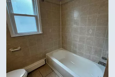 561 E Olive Street #Main, Long Beach, NY 11561 - Photo 9