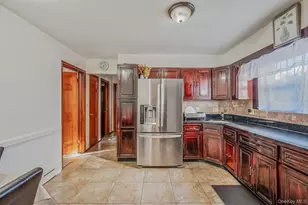 150-07 85th Dr, Briarwood, NY 11432 - Photo 7