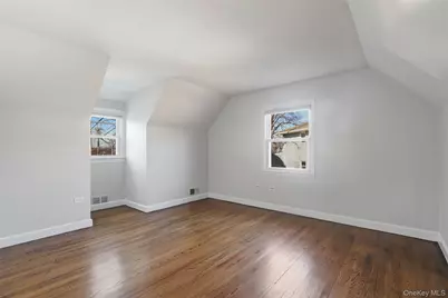 3 Oakridge Drive, Port Chester, NY 10573 - Photo 9