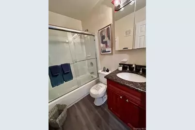 184 Hallock Road #3A2, Lake Grove, NY 11755 - Photo 7