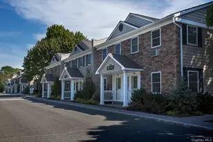 184 Hallock Rd, Lake Grove, NY 11755 - Photo 3