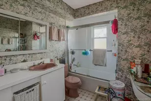 75 Melanie Ln, Syosset, NY 11791 - Photo 11