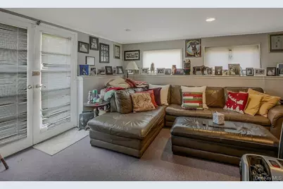 75 Melanie Lane, Syosset, NY 11791 - Photo 13