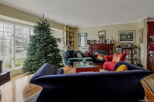 75 Melanie Ln, Syosset, NY 11791 - Photo 3