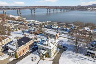 19 Leroy Pl, Newburgh, NY 12550 - Photo 25