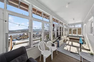 19 Leroy Pl, Newburgh, NY 12550 - Photo 15