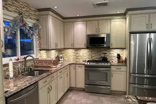 33 Dallas Dr, Monroe, NY 10950 - Photo 5