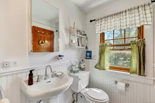 1025 9th St, Greenport, NY 11944 - Photo 21
