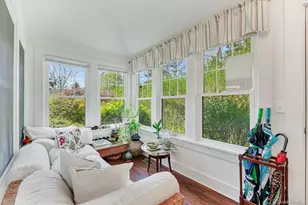 1025 9th St, Greenport, NY 11944 - Photo 17