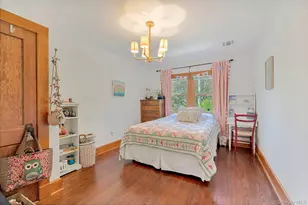 1025 9th St, Greenport, NY 11944 - Photo 33