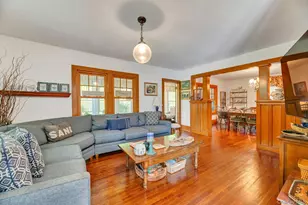 1025 9th St, Greenport, NY 11944 - Photo 9