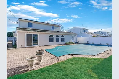 12 Cable Lane, Hicksville, NY 11801 - Photo 19