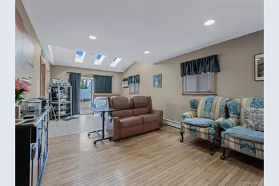 12 Cable Lane, Hicksville, NY 11801 - Photo 7