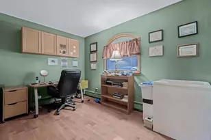 12 Cable Ln, Hicksville, NY 11801 - Photo 9