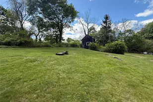 327 W Neck Rd, Lloyd Harbor, NY 11743 - Photo 15