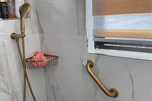 61-15 98th St, Rego Park, NY 11374 - Photo 35