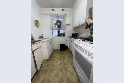 2055 Saint Raymond Ave #1B, Bronx, NY 10462 - Photo 9