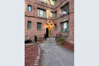 2055 Saint Raymond Ave #1B, Bronx, NY 10462 - Photo 19