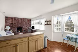 182 Connetquot Dr, Oakdale, NY 11769 - Photo 13